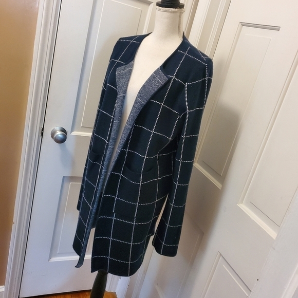 RAIN Navy & White Plaid Open Front Knit Cardigan Size Large - Picture 2 of 10